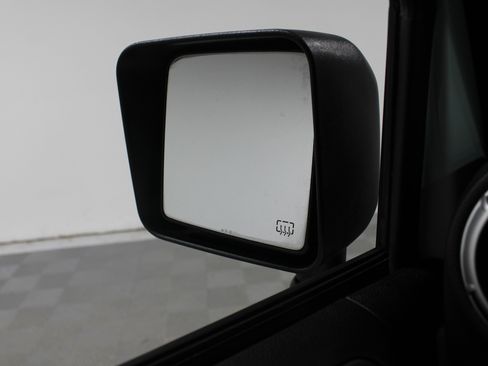 Used 2012 Jeep Wrangler Rubicon w/ PWR Convenience Group image 16