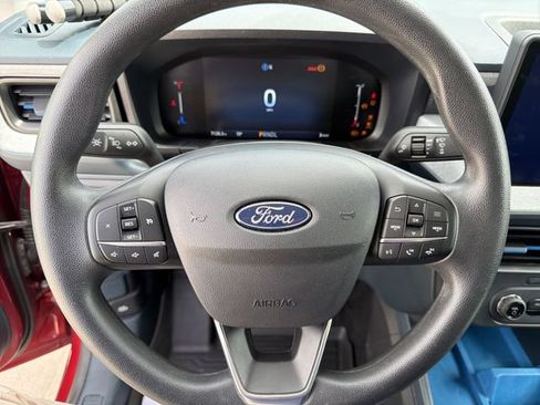 Used 2025 Ford Maverick XLT w/ Equipment Group 302A AWD/4WD image 16