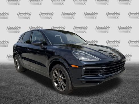 Used 2019 Porsche Cayenne AWD/4WD image 2