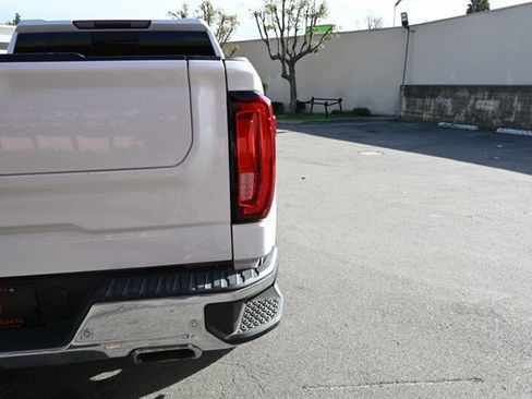 Used 2019 GMC Sierra 1500 SLT AWD/4WD image 11