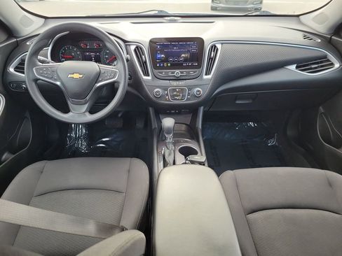 Used 2024 Chevrolet Malibu LS w/ Driver Confidence Package image 9
