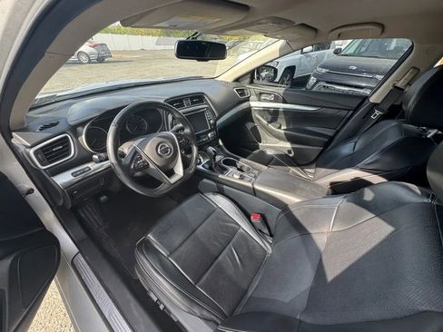 Used 2019 Nissan Maxima 3.5 SV w/ Floor Mat Group image 5