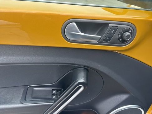 Used 2016 Volkswagen Beetle 1.8T Dune image 16