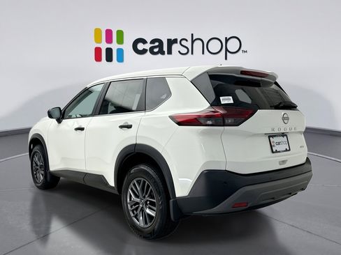 Used 2023 Nissan Rogue S AWD/4WD image 3