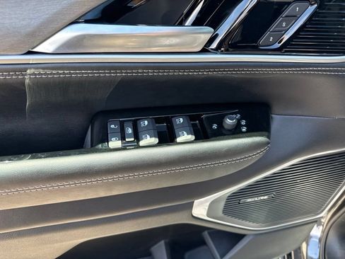 New 2026 Jeep Grand Wagoneer Limited AWD/4WD image 18