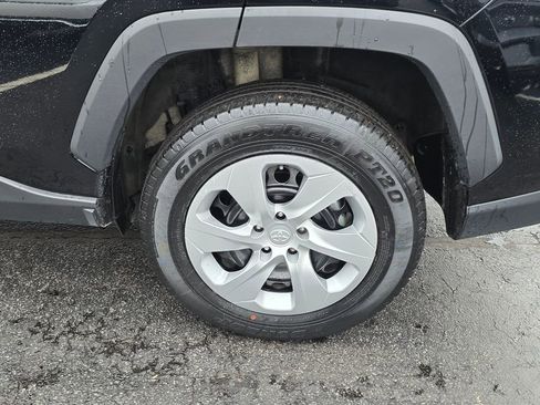 Used 2024 Toyota RAV4 LE image 4