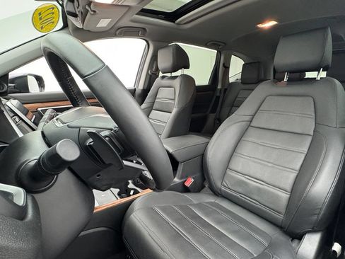 Used 2022 Honda CR-V Touring image 19