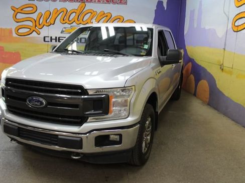 Used 2018 Ford F150 XLT w/ Equipment Group 302A Luxury AWD/4WD image 4
