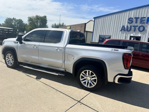 Used 2019 GMC Sierra 1500 SLE w/ SLE Value Package image 8