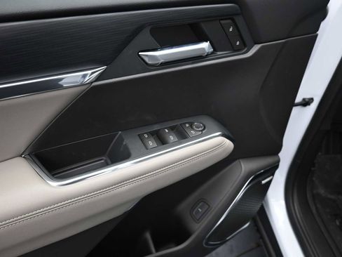 New 2026 GMC Acadia Elevation w/ Elevation Premium Package image 10