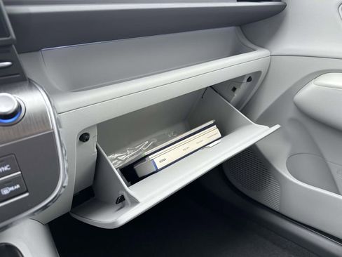 New 2026 Hyundai Kona Limited AWD/4WD image 18