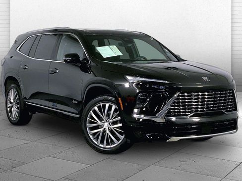 Used 2026 Buick Enclave Avenir w/ Super Cruise Package AWD/4WD image 1