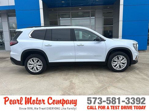 New 2026 GMC Acadia Elevation w/ Elevation Premium Package image 3