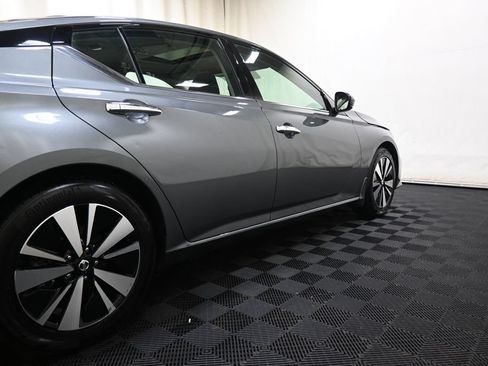 Used 2019 Nissan Altima 2.5 SL FWD image 20