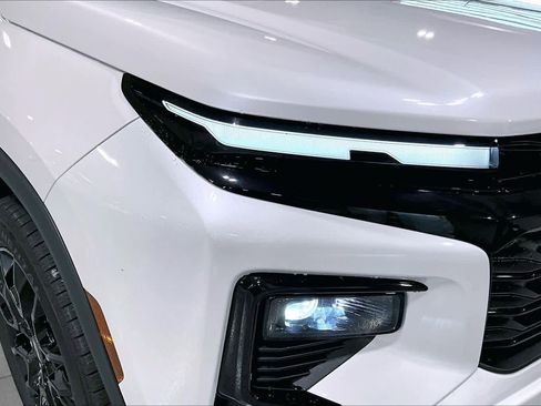 Used 2024 Chevrolet Traverse LT w/ Enhanced Driving Package FWD image 27