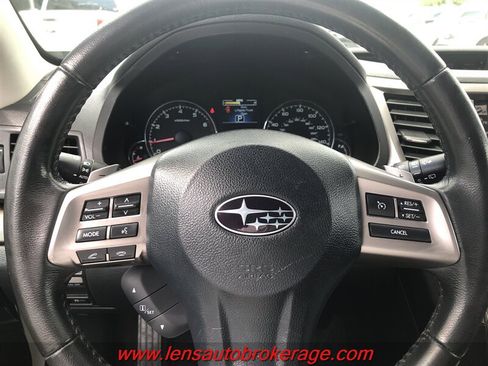 Used 2013 Subaru Outback 2.5i Limited AWD/4WD image 12