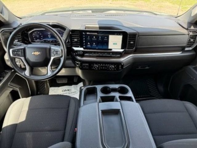 Used 2025 Chevrolet Silverado 1500 LT AWD/4WD image 30