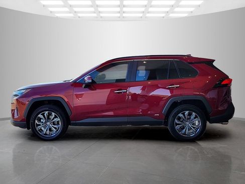 Used 2025 Toyota RAV4 Limited w/ Advanced Technology Package AWD/4WD image 8