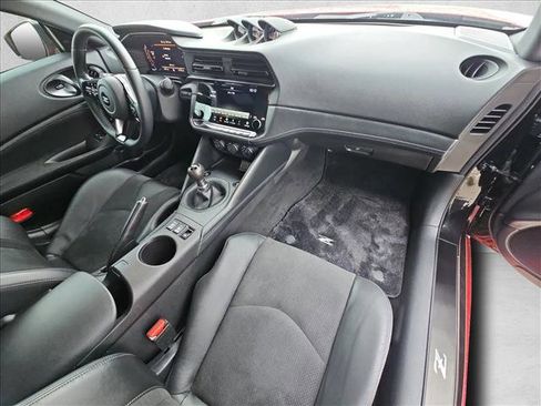 Used 2024 Nissan Z Performance w/ Floor Mat Package image 19
