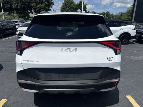 Used 2023 Kia Sportage X-Line AWD/4WD image 4