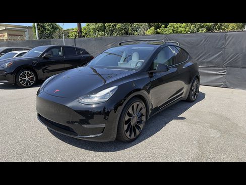 Used 2020 Tesla Model Y Long Range AWD/4WD image 2