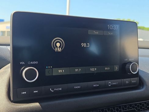 Used 2023 Honda HR-V LX image 17
