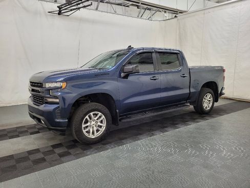 Used 2019 Chevrolet Silverado 1500 RST w/ All-Star Edition AWD/4WD image 2