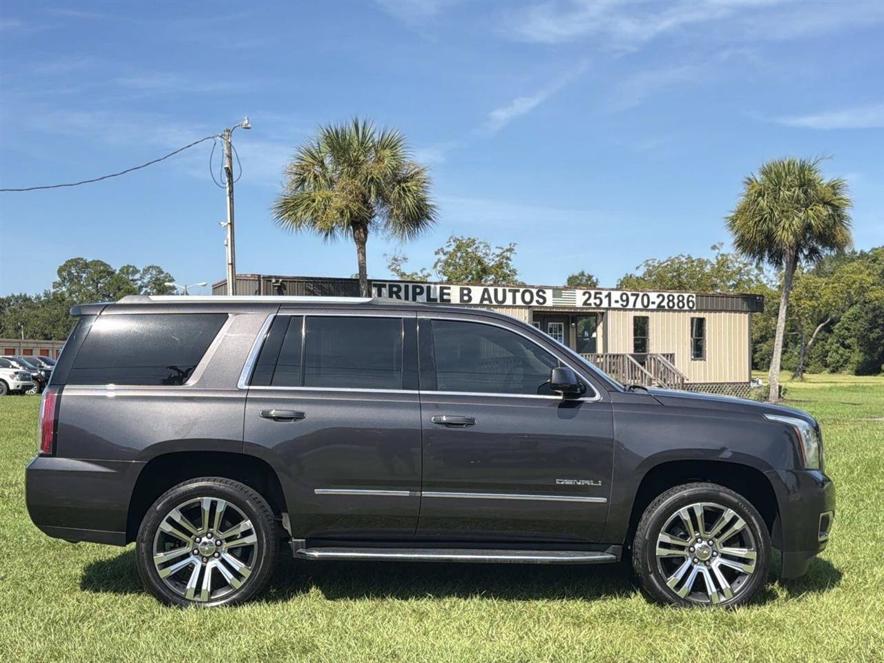Used 2018 GMC Yukon Denali w/ Open Road Package RWD image 8
