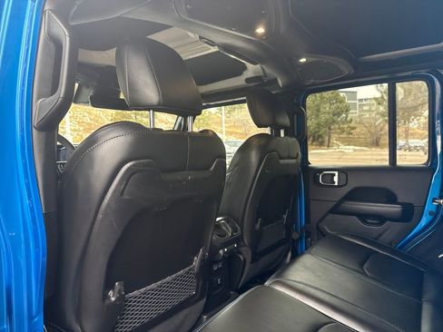 Used 2024 Jeep Wrangler Unlimited Rubicon 4xe image 25