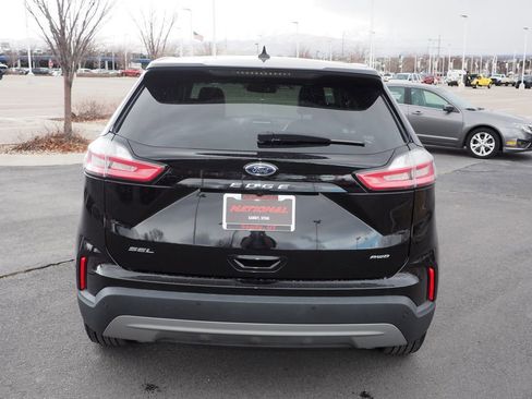Used 2024 Ford Edge SEL w/ Convenience Package image 6