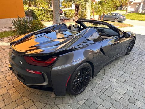 Used 2019 BMW i8 Roadster AWD/4WD image 35