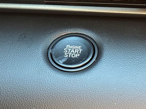 New 2025 Hyundai Elantra Sport image 34