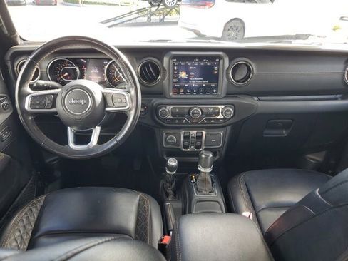 Certified 2021 Jeep Gladiator Overland image 12