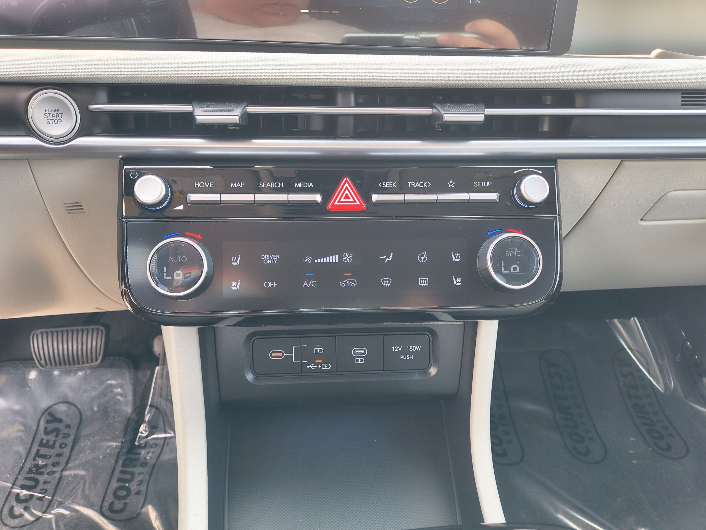 New 2026 Hyundai Tucson Limited AWD/4WD image 26