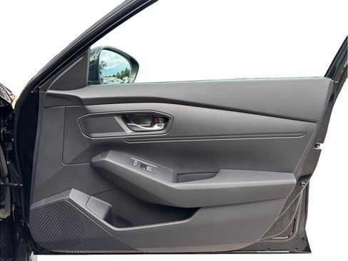 Used 2025 Honda Accord LX image 35