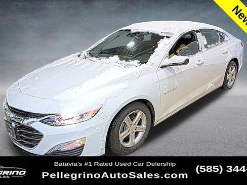 Used 2022 Chevrolet Malibu LS image 1