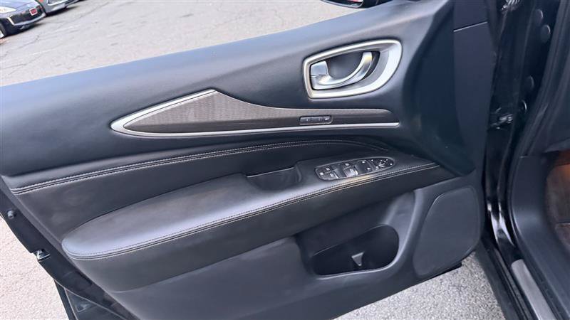 Used 2018 INFINITI QX60 Luxe w/ Premium Plus Package AWD/4WD image 31