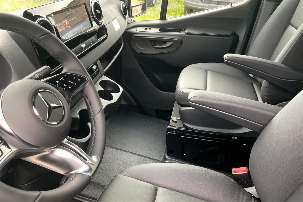 New 2026 Mercedes-Benz Sprinter 3500 image 7