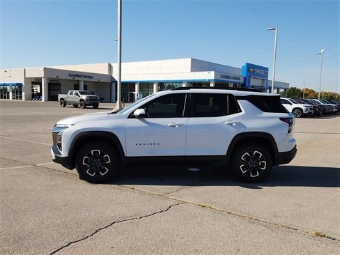 New 2026 Chevrolet Equinox ACTIV w/ Convenience Package III image 4