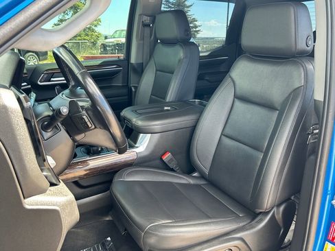 Used 2022 GMC Sierra 1500 Elevation w/ Elevation Premium Package AWD/4WD image 16