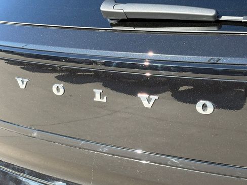 New 2026 Volvo EX30 Plus w/ Protection Package Premier image 7