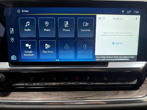 Used 2025 Chevrolet Silverado 2500 LTZ w/ LTZ Convenience Package image 18