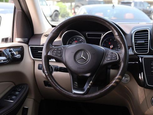 Used 2018 Mercedes-Benz GLE 350 4MATIC image 27
