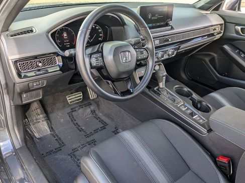 Used 2025 Honda Civic Sport image 14