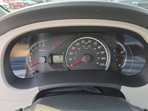 Used 2011 Toyota Sienna LE image 11