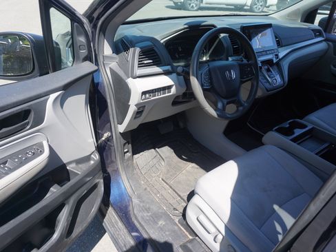 Used 2019 Honda Odyssey EX image 7
