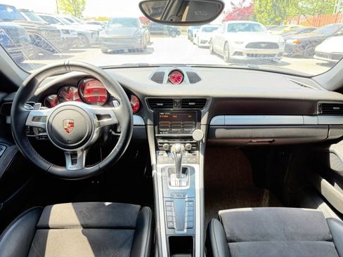 Used 2014 Porsche 911 GT3 RWD image 13