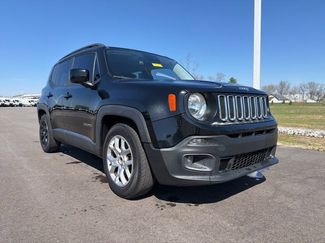 Used 2016 Jeep Renegade Latitude video 1