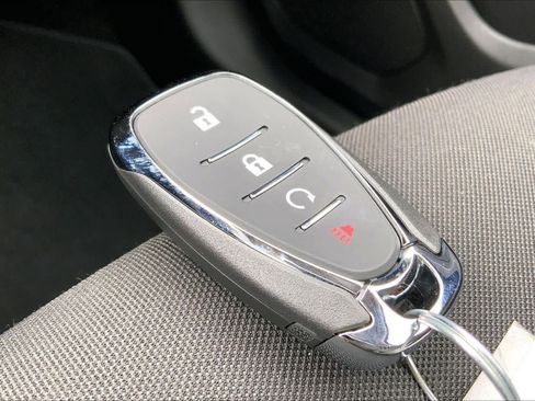 Used 2025 Chevrolet TrailBlazer LT AWD/4WD image 15