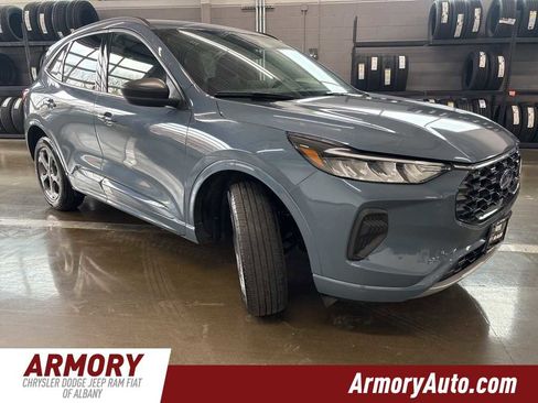 Used 2024 Ford Escape ST-Line image 3